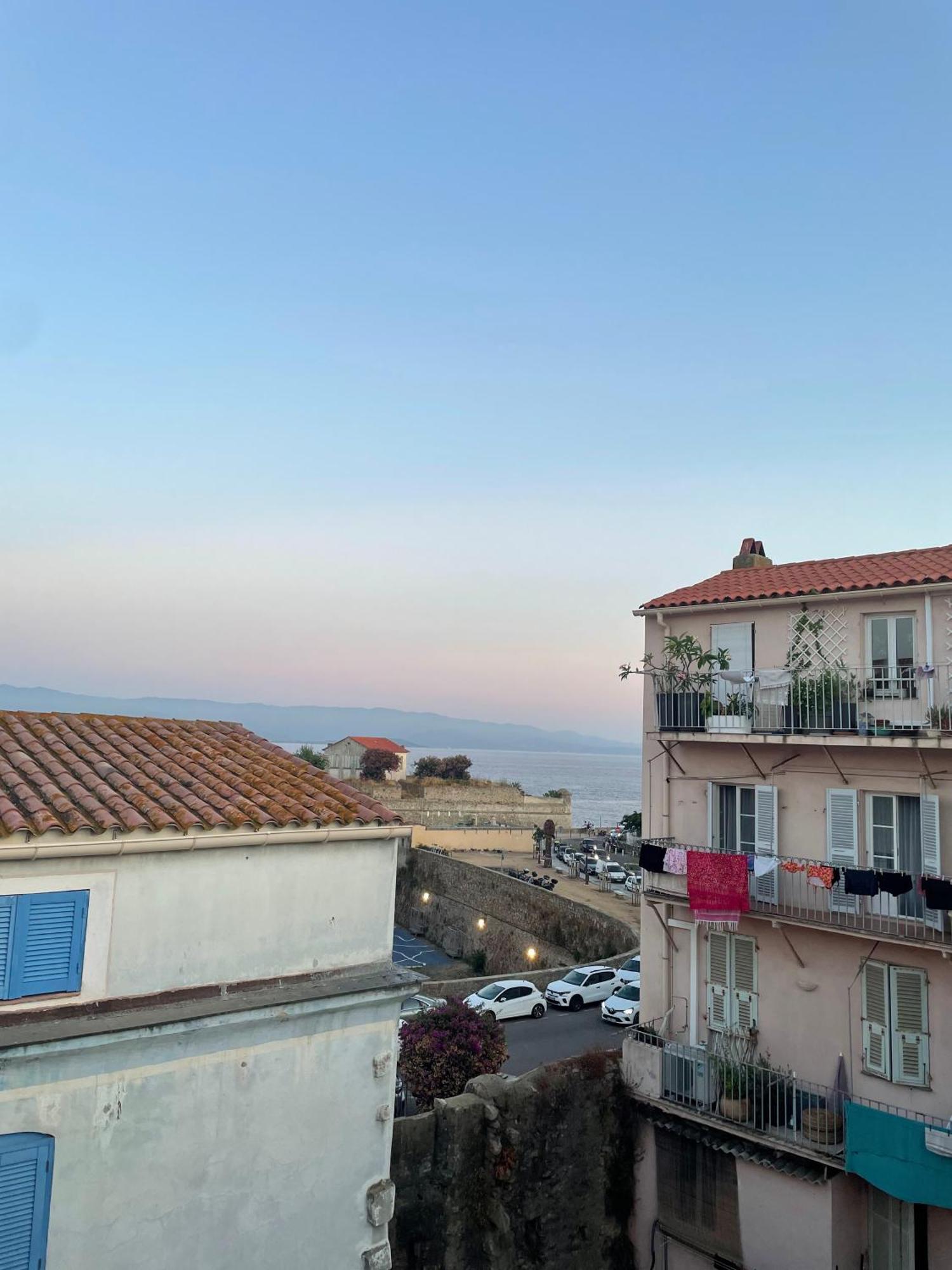 Apartment Sea View
